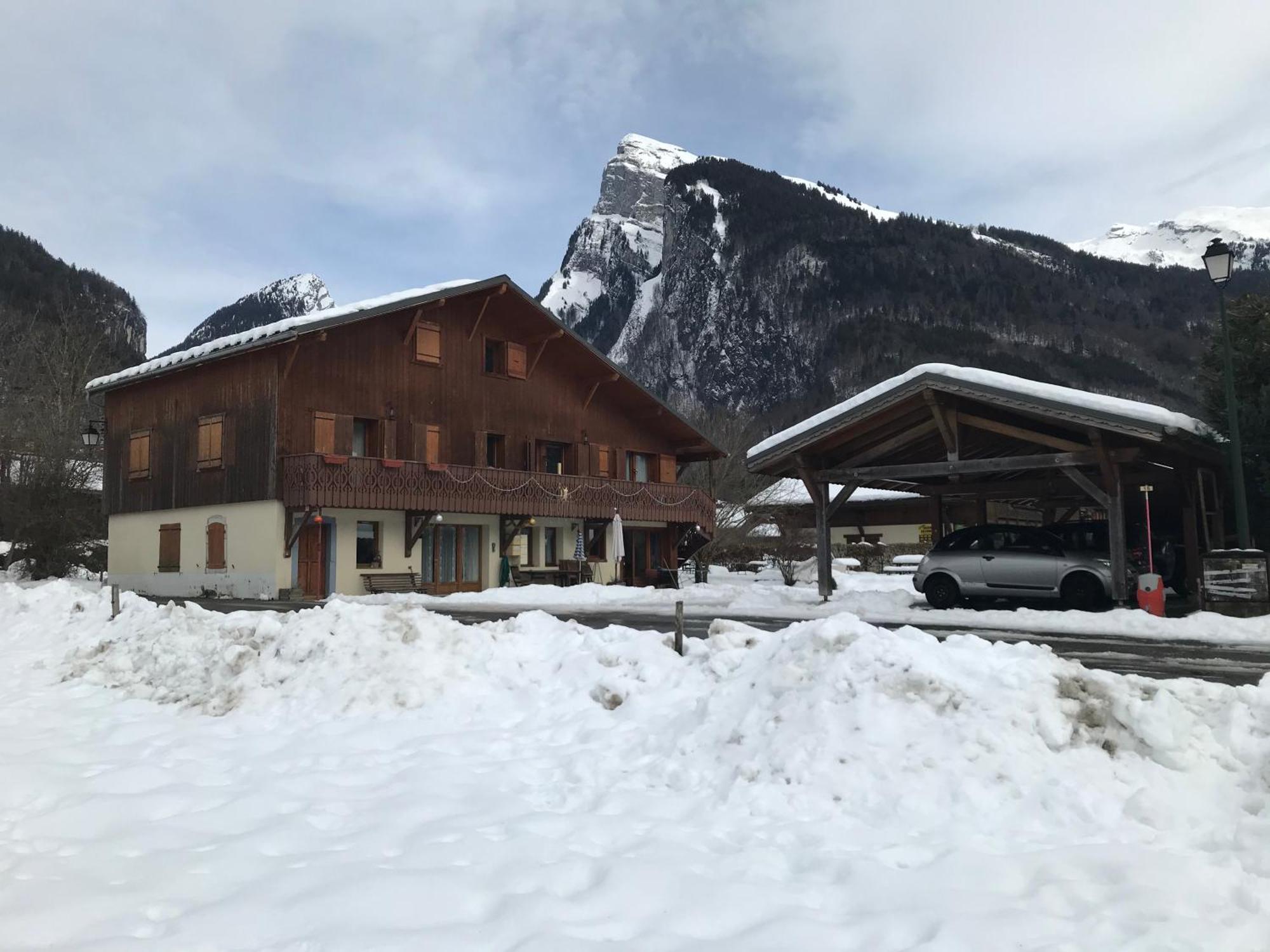 Particulier Loue 2 Appartements Communicants Dans Chalet A Samoens Jusqu A 16 Couchages Exterior photo